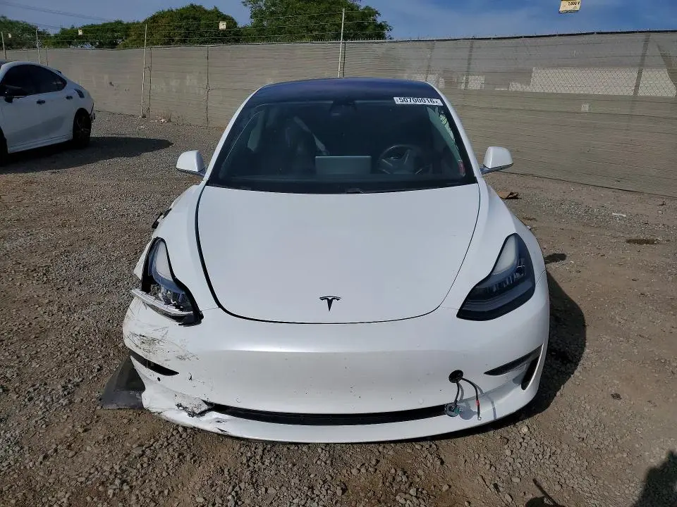 2018 TESLA MODEL 3   