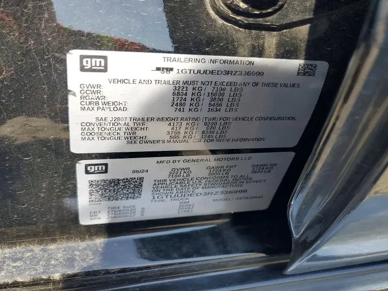 2024 GMC SIERRA K1500 SLT  