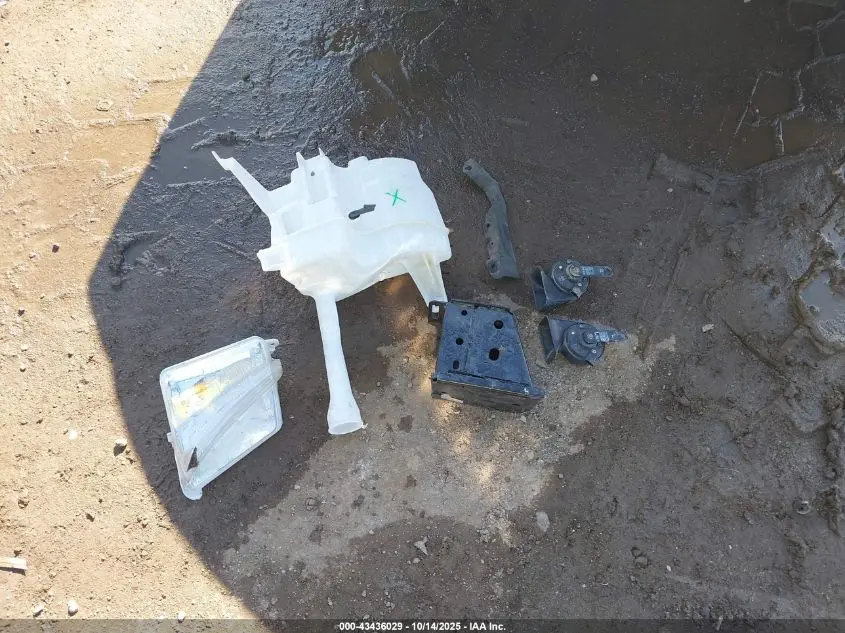 2018 TOYOTA AVALON XLE PREMIUM