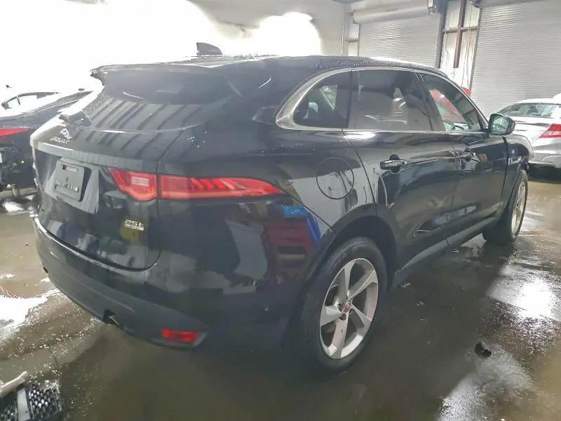 2020 JAGUAR F-PACE PREMIUM  