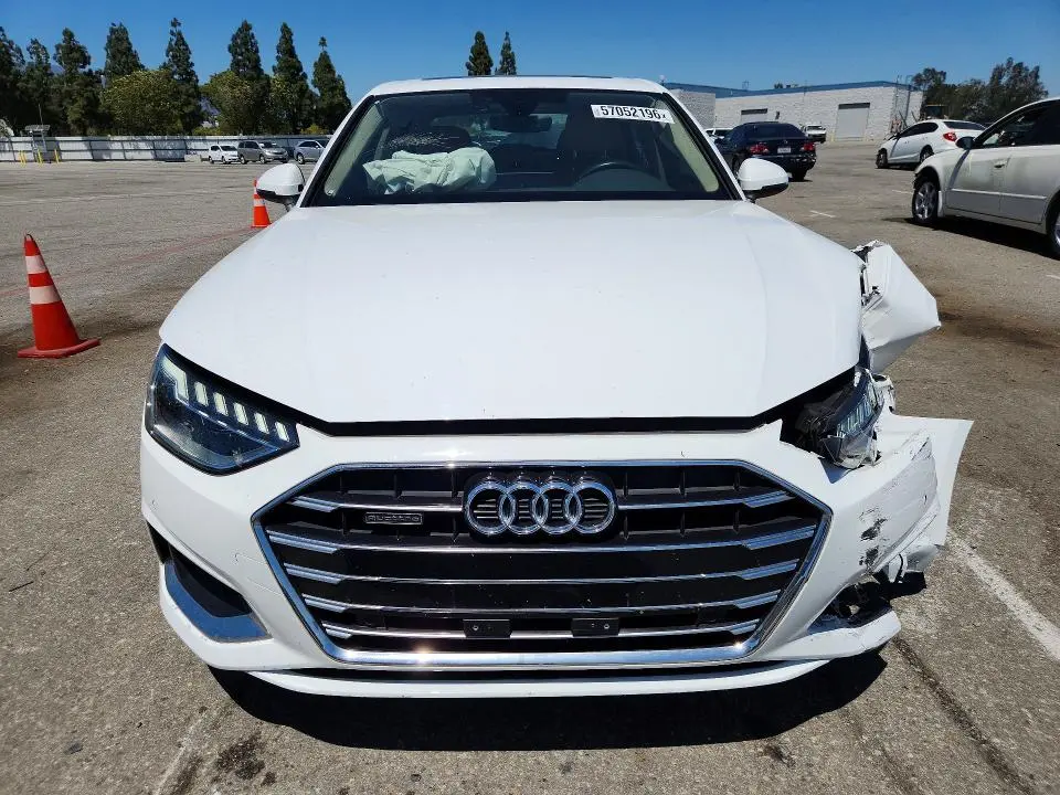 2023 AUDI A4 PREMIUM 40  