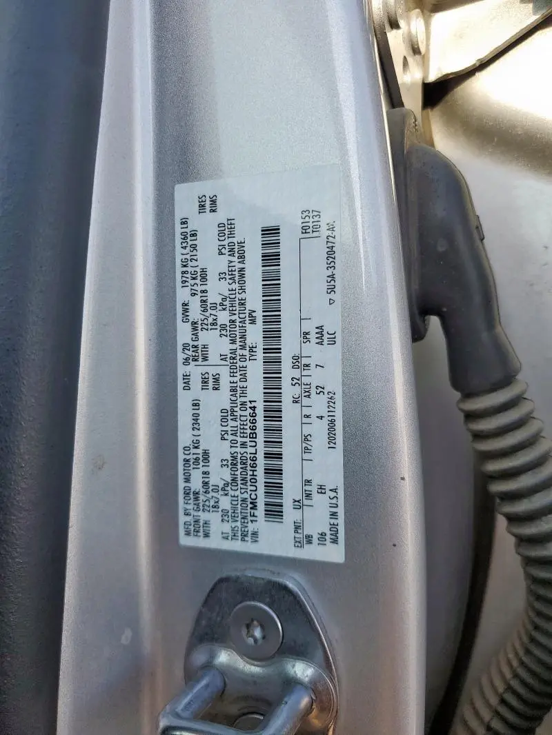 2020 FORD ESCAPE SEL  