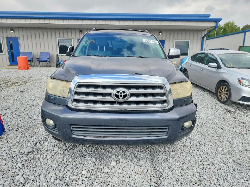 2011 TOYOTA SEQUOIA LIMITED  