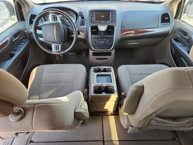2011 CHRYSLER TOWN & COUNTRY TOURING  