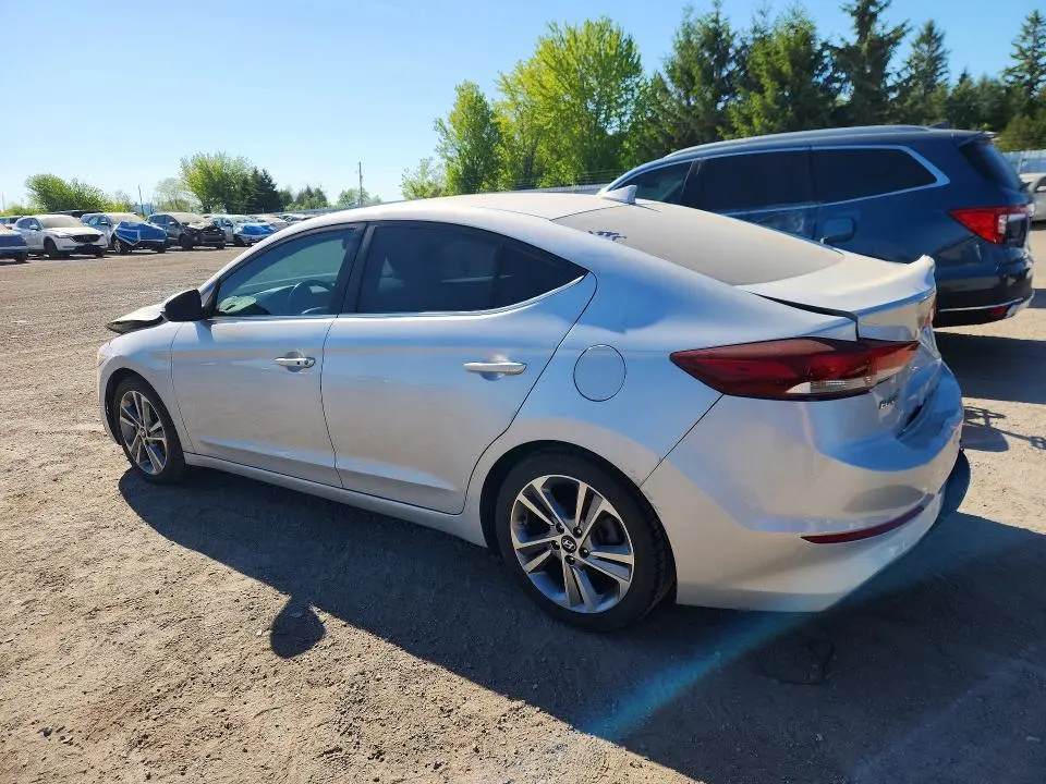 2017 HYUNDAI ELANTRA SE  
