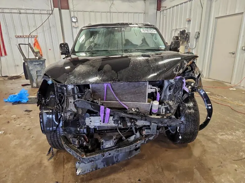 2021 INFINITI QX80 LUXE  