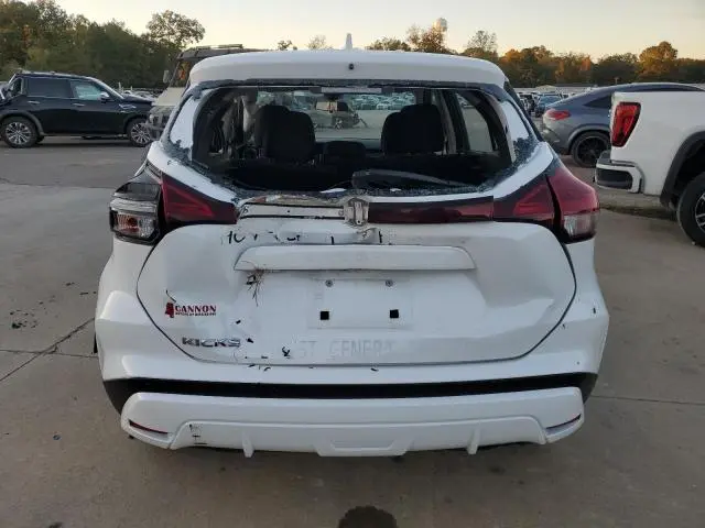 2024 NISSAN KICKS S  