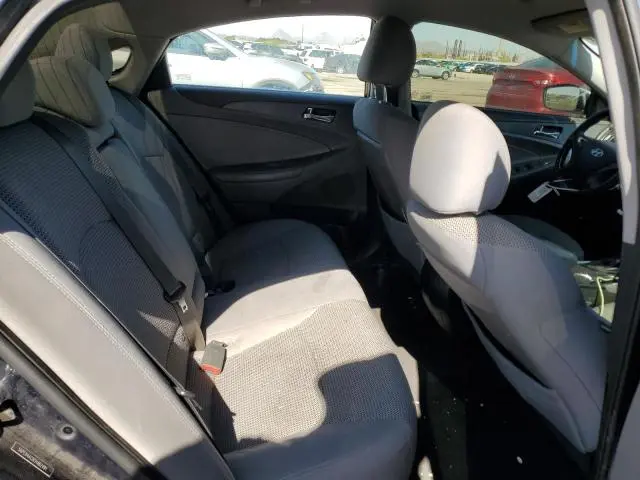 2012 HYUNDAI SONATA GLS  