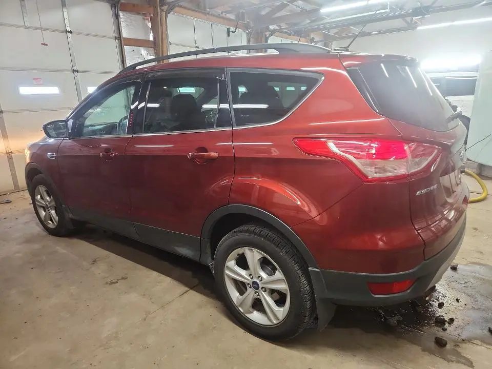 2016 FORD ESCAPE SE  