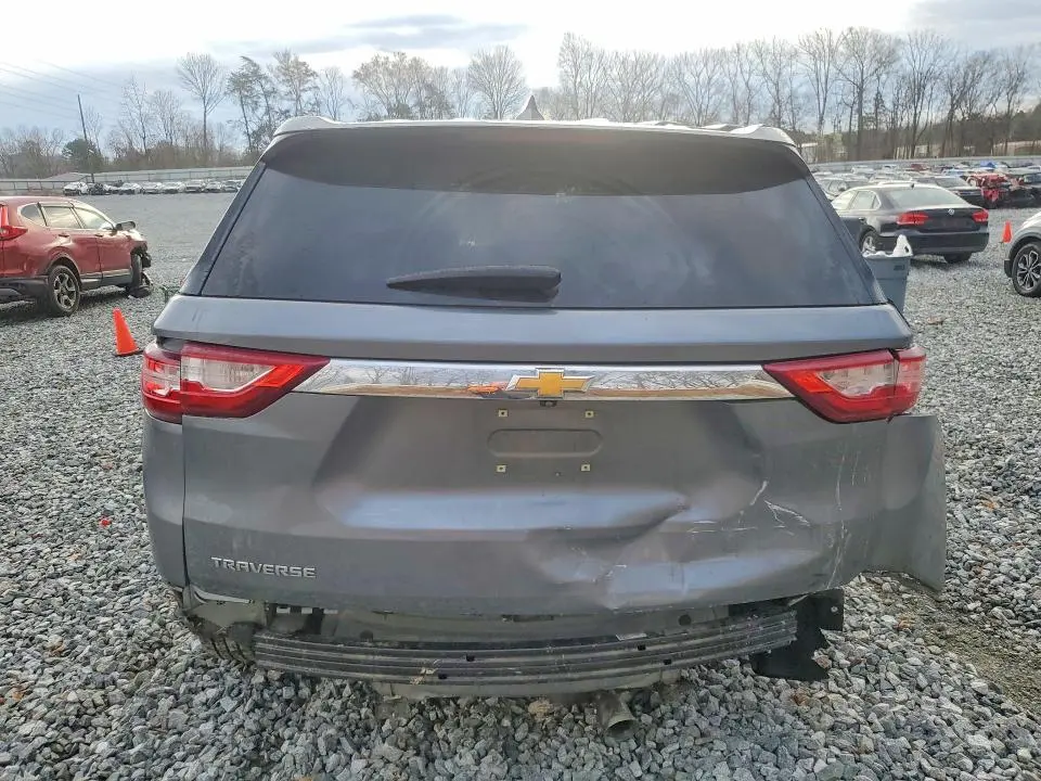 2020 CHEVROLET TRAVERSE LS  
