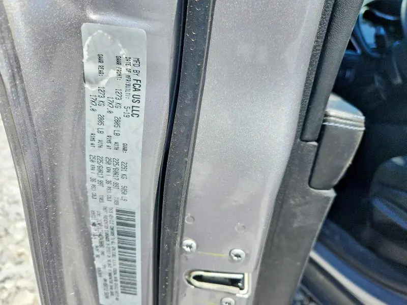 2019 JEEP CHEROKEE LATITUDE  