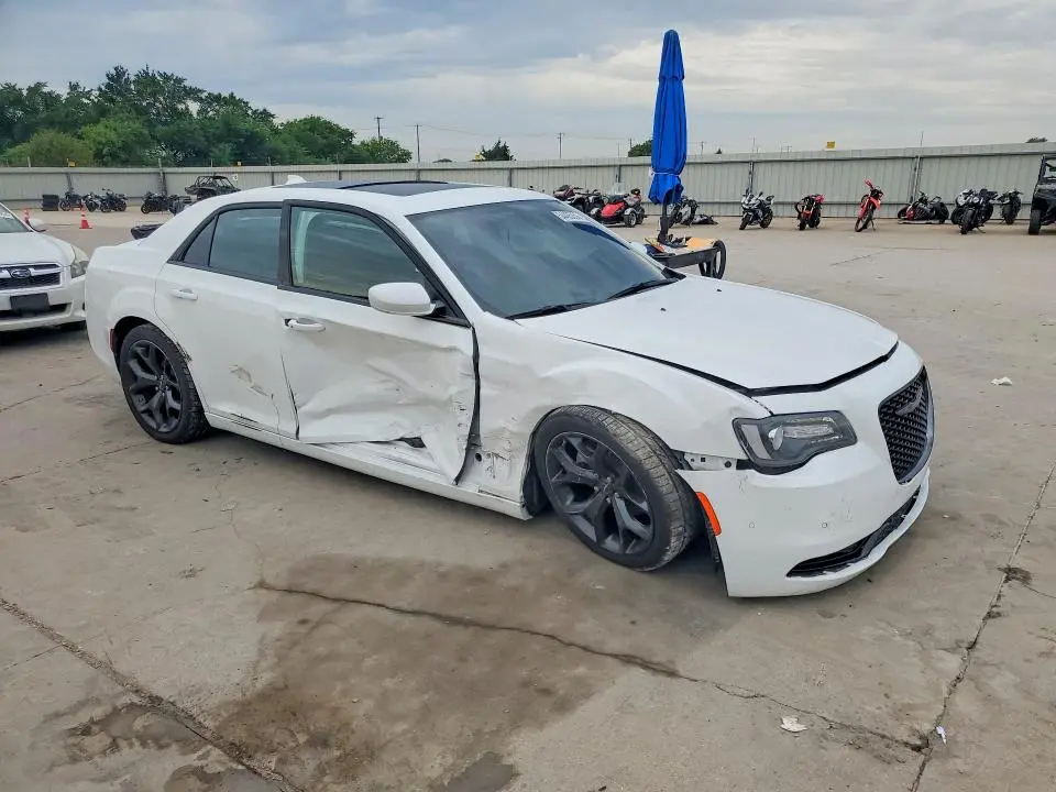 2022 CHRYSLER 300 S  
