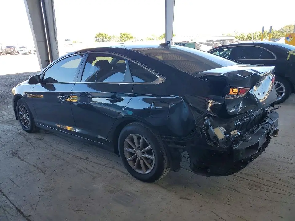 2018 HYUNDAI SONATA SE  
