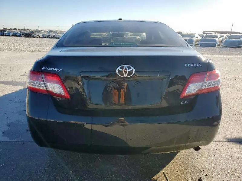 2010 TOYOTA CAMRY BASE  