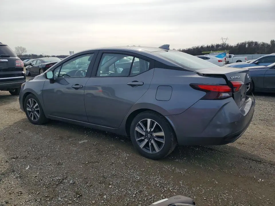 2021 NISSAN VERSA SV  
