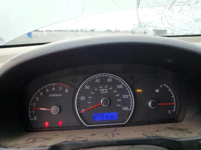 2010 HYUNDAI ELANTRA BLUE  