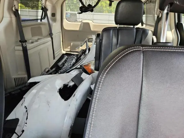 2015 CHRYSLER TOWN & COUNTRY TOURING L  