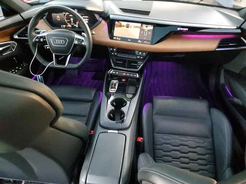 2023 AUDI E-TRON GT PRESTIGE  