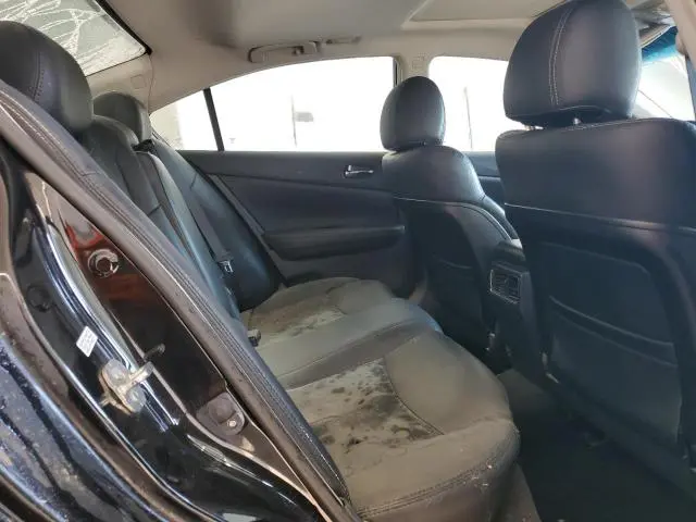 2011 NISSAN MAXIMA S  