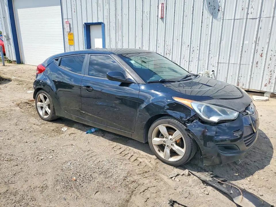 2012 HYUNDAI VELOSTER BASE  