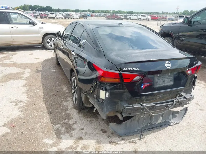 2021 NISSAN ALTIMA SV FWD