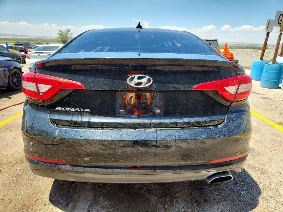 2017 HYUNDAI SONATA SE  