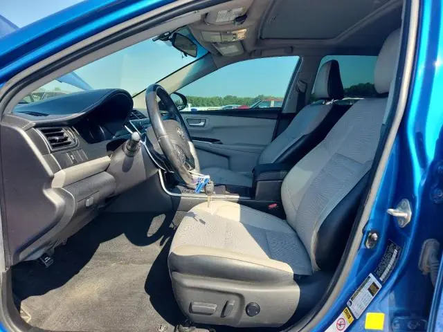 2017 TOYOTA CAMRY SE  