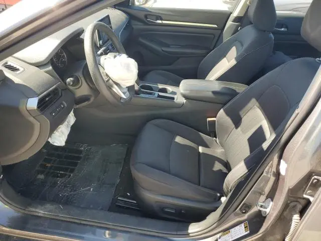 2022 NISSAN ALTIMA SV  