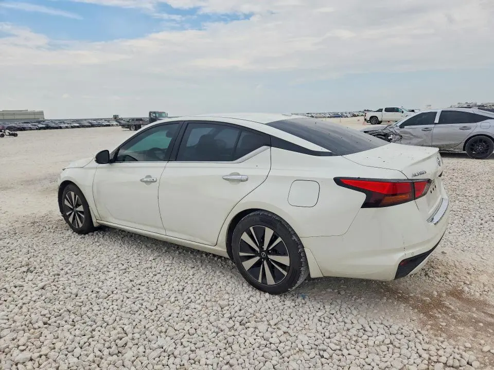 2020 NISSAN ALTIMA SL  