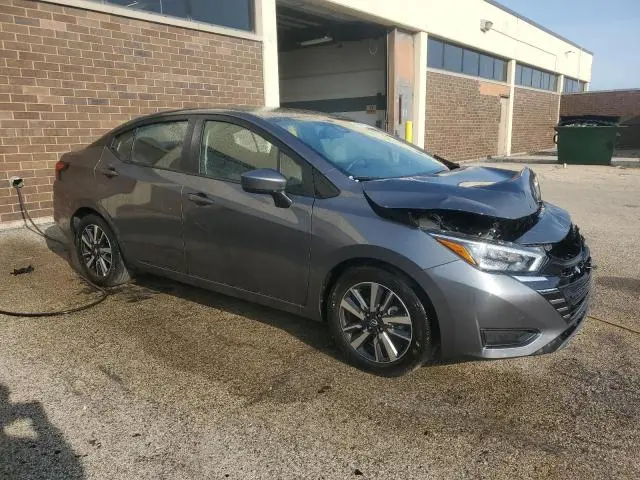 2025 NISSAN VERSA SV  