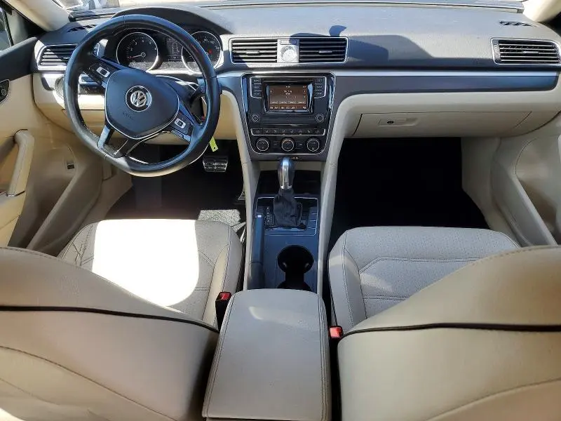 2016 VOLKSWAGEN PASSAT S  