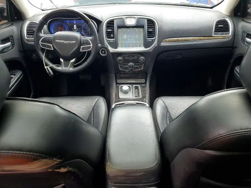 2018 CHRYSLER 300 LIMITED  
