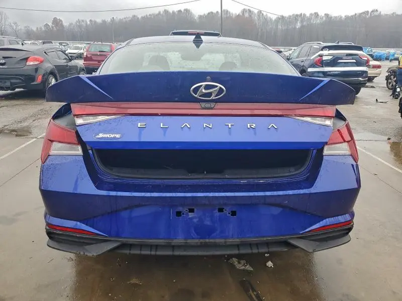 2021 HYUNDAI ELANTRA SEL  