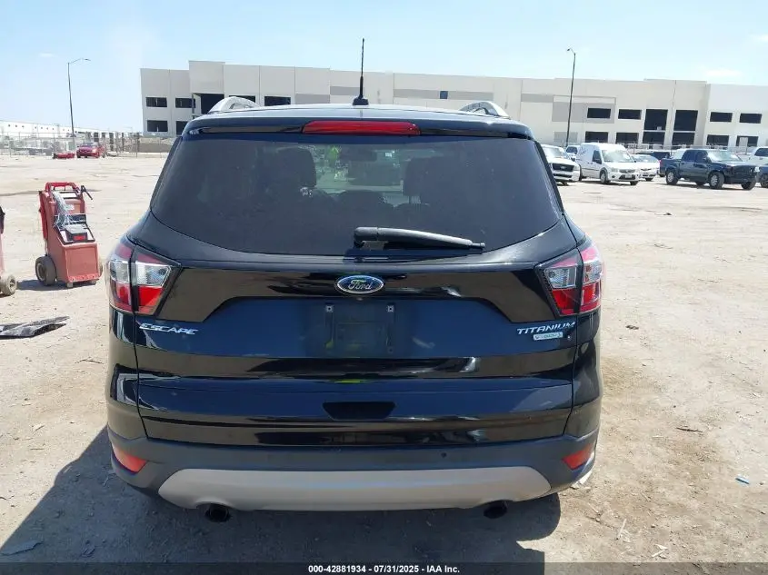 2017 FORD ESCAPE TITANIUM