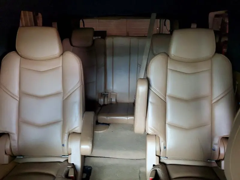 2017 CADILLAC ESCALADE PLATINUM  