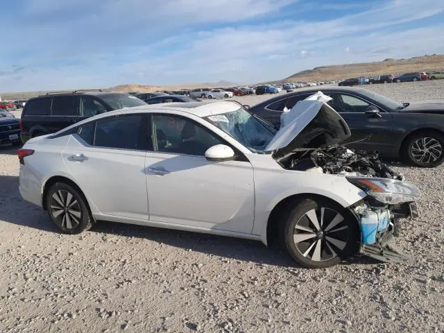 2019 NISSAN ALTIMA SV