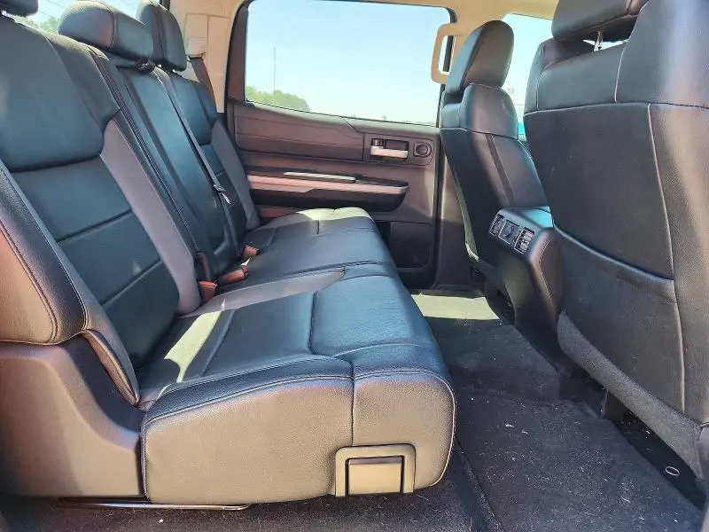2018 TOYOTA TUNDRA LIMITED V8  