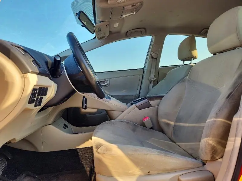 2013 TOYOTA PRIUS TWO  
