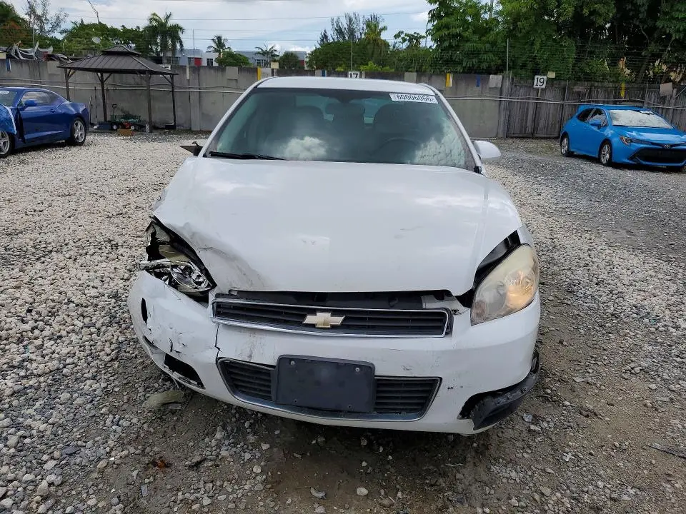 2011 CHEVROLET IMPALA LT  