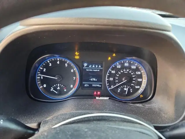 2019 HYUNDAI KONA SE  