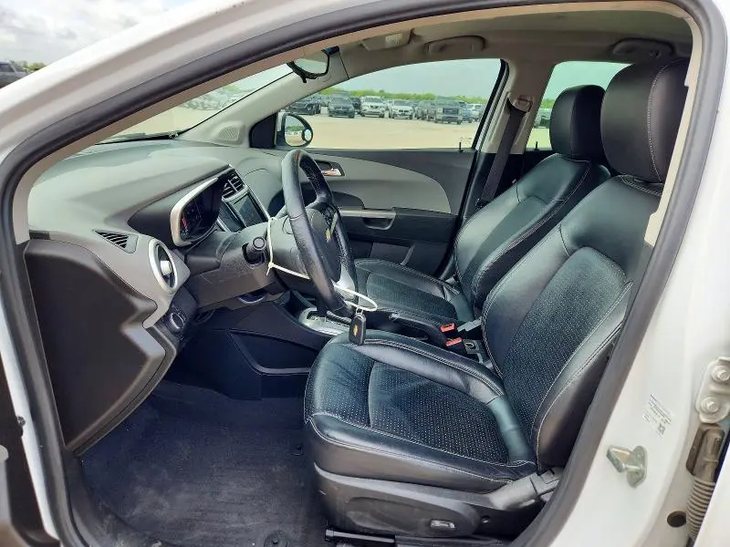 2020 CHEVROLET SONIC PREMIER  
