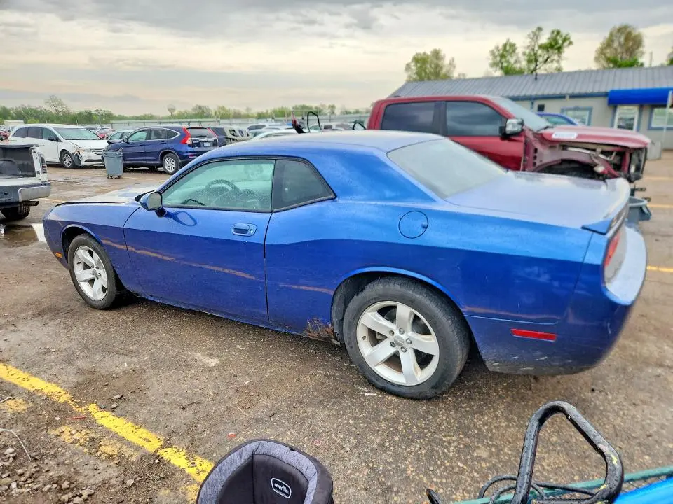 2010 DODGE CHALLENGER SE  
