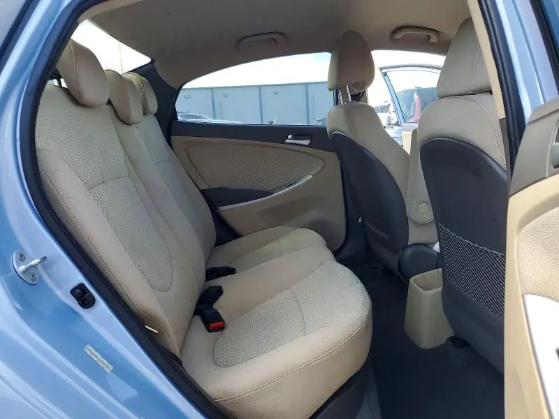 2014 HYUNDAI ACCENT GLS  