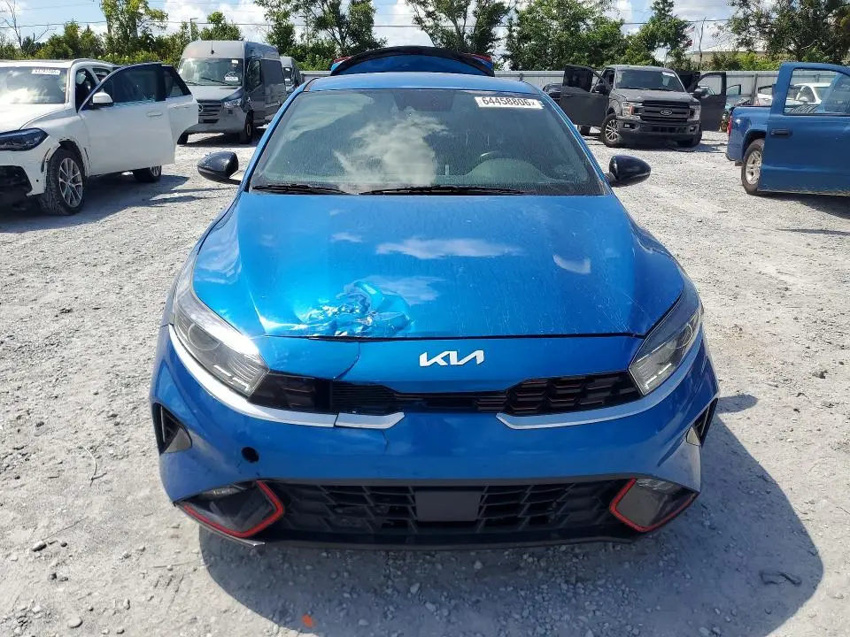2022 KIA FORTE GT LINE  