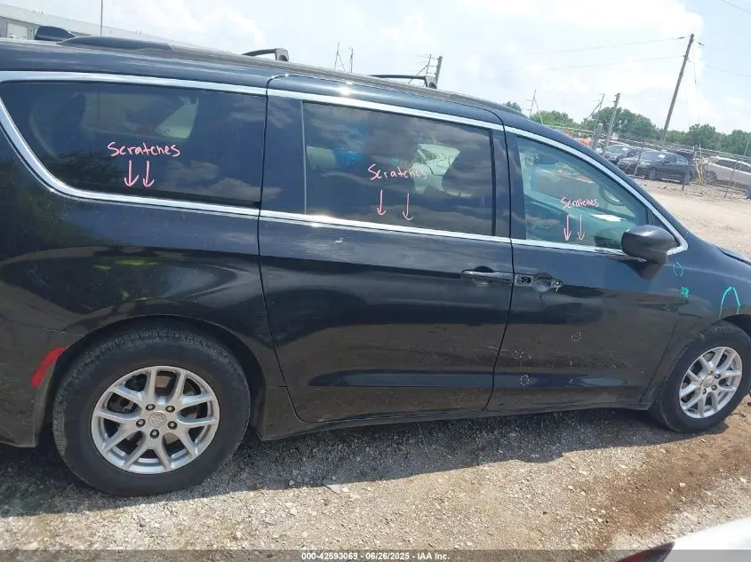 2020 CHRYSLER VOYAGER LXI