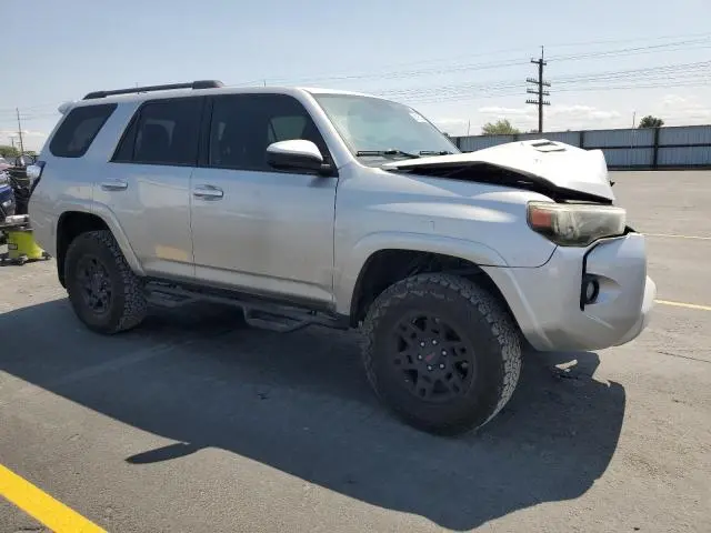 2014 TOYOTA 4RUNNER SR5  
