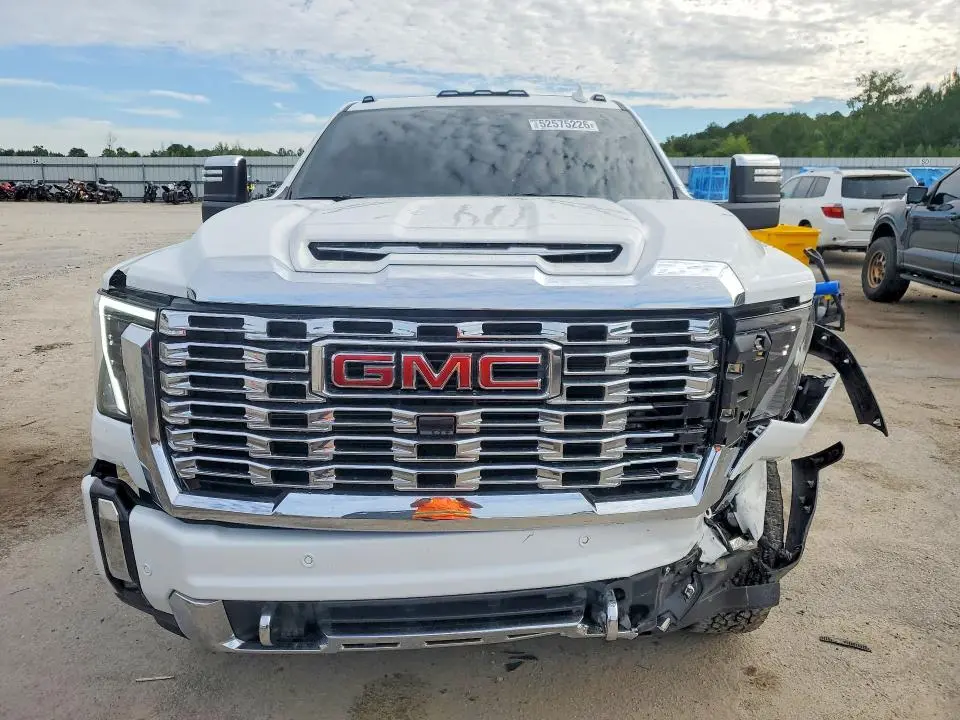 2025 GMC SIERRA K2500 DENALI  