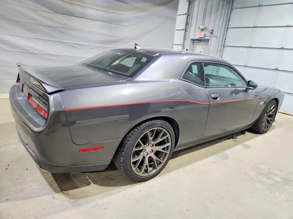 2016 DODGE CHALLENGER SRT 392  