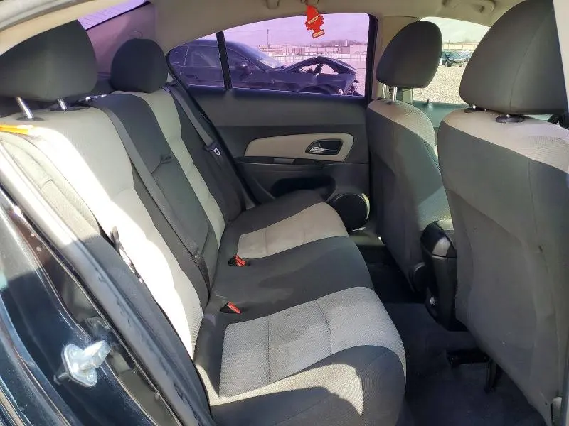 2012 CHEVROLET CRUZE LS  