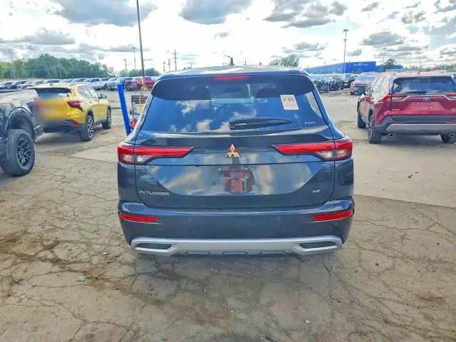 2024 MITSUBISHI OUTLANDER SE  